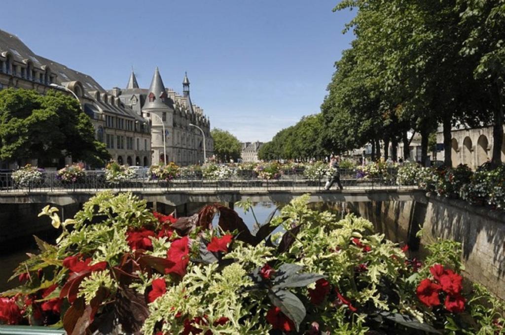 Dormir En Ville - A 450 M Du Centre Historique Quimper Oda fotoğraf